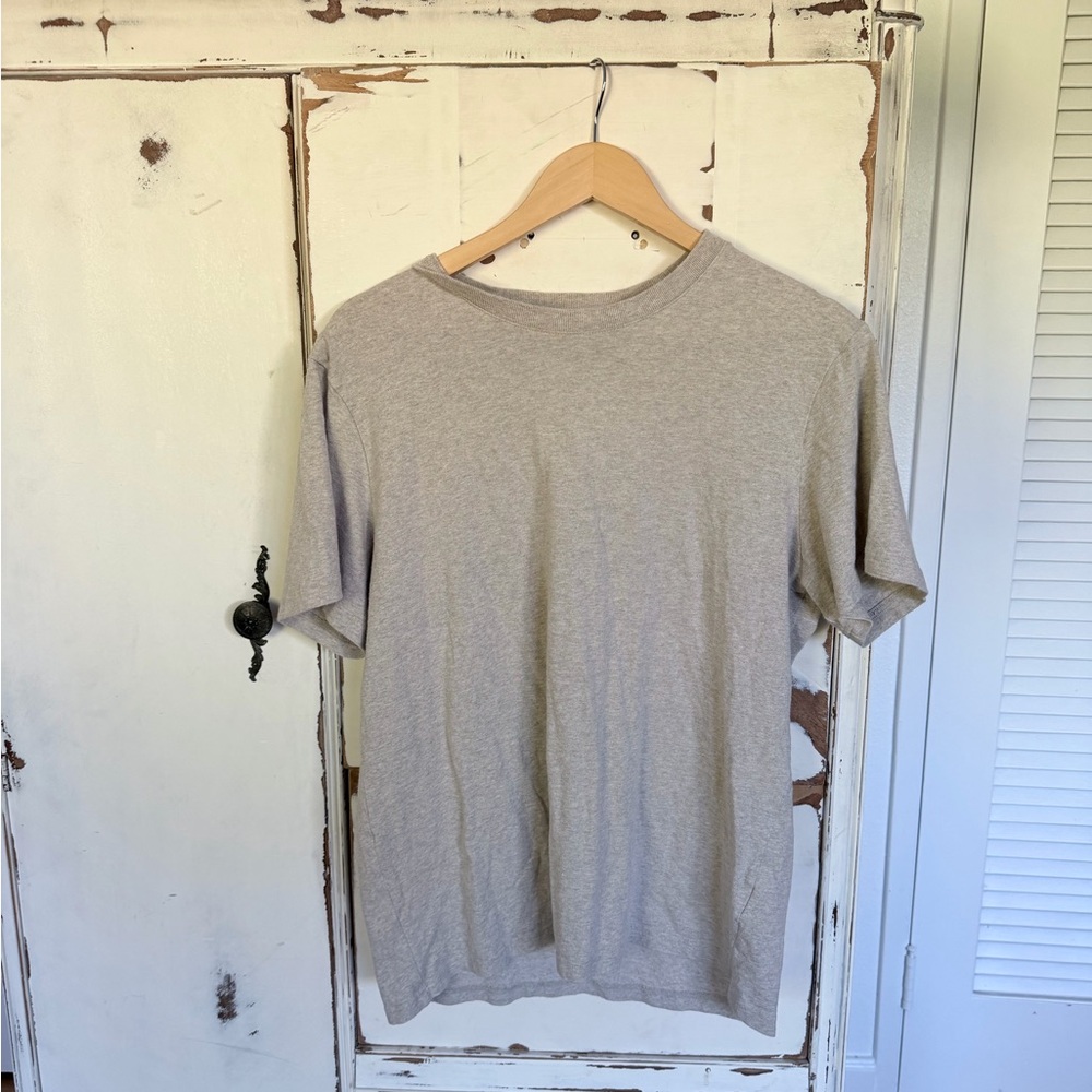 Everlane Men's Tan Short Sleeve Tee